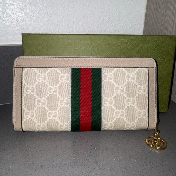 Gucci Beige Wallet with Green and Red Stripe - Picture 4 of 5